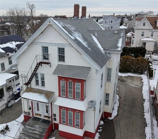 24 Kossuth St, Pawtucket, RI 02860