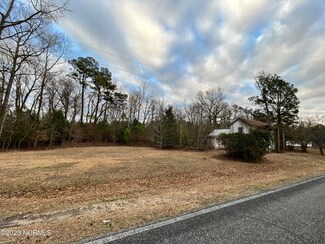 6575 Beaver Dam Rd, Ayden, NC 28513