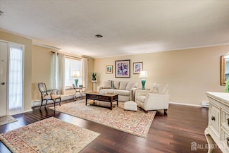 106 Hemlock Plaza, Monroe Township, NJ 08831