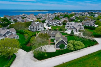 8 Brant Point Rd, Nantucket, MA 02554