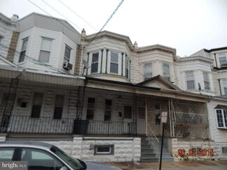 42 S 28th St, Camden, NJ 08105