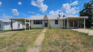 1212 Hazelwood St, Borger, TX 79007