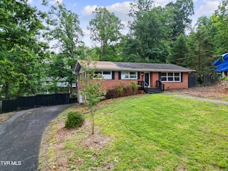 1405 Brentwood Dr, Greeneville, TN 37743