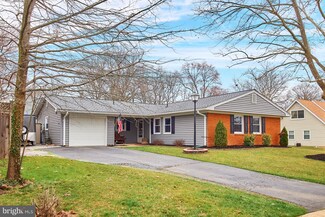 7303 Wickford Dr, Alexandria, VA 22315