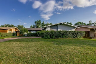 3260 High Vista Dr, Dallas, TX 75234