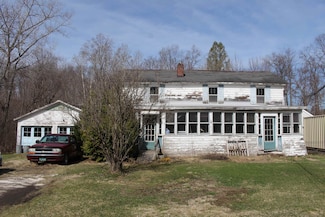 109 Evergreen Dr, Bennington, VT 05201