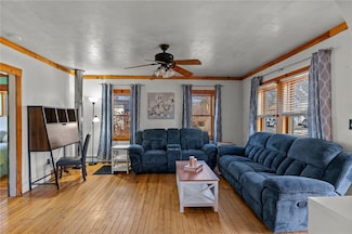 12 Mount Ave, Lincoln, RI 02865