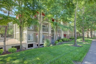7711 NE 175th St Unit C107, Kenmore, WA 98028