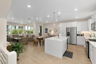 2732 Via Alta Place, San Diego, CA 92108