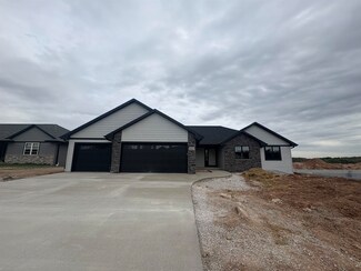 4060 Antwerp Ave, Howard, WI 54313