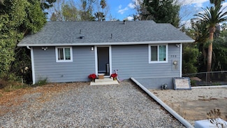 720 Sutton Hill Place, Fallbrook, CA 92028