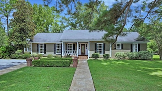 2215 Wallington Dr, Albany, GA 31721