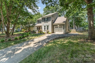 3106 Windstream Ct, Charlotte, NC 28210