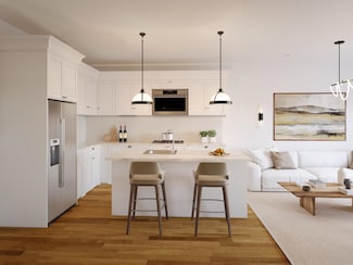 13 Suffolk Rd Unit 4, Concord, NH 03303