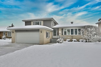 231 N Flora Pkwy, Addison, IL 60101