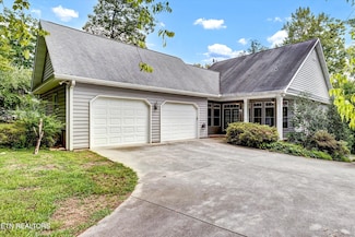 140 Ootsima Way, Loudon, TN 37774