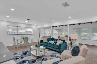 661 N 73rd Ave, Hollywood, FL 33024