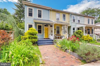 312 Elm St, Moorestown, NJ 08057
