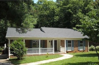 5304 Thorncliff Dr, Greensboro, NC 27410