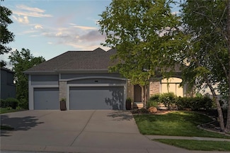 19004 W 98th Terrace, Lenexa, KS 66220