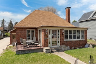 233 N 1st St, Princeton, WI 54968