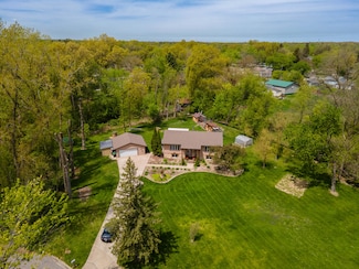 1750 Hickey St, Hobart, IN 46342