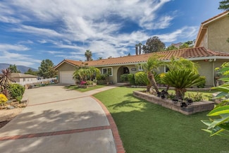 9915 Jacoby Rd, Spring Valley, CA 91977