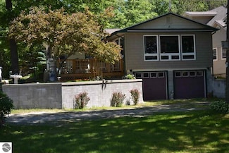 3632 E Cedar Lake Dr, Greenbush, MI 48738