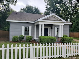 189 Bermuda St, Ozark, AL 36360