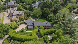 210 Creek Dr, Sewickley, PA 15143