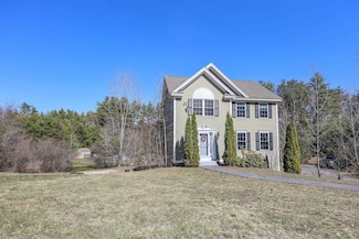 81 Spaulding Rd, Fremont, NH 03044