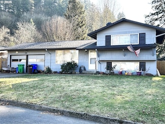 18624 SE Clinton St, Gresham, OR 97030