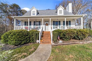 4465 Gretchen Ave, Pfafftown, NC 27040