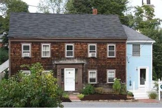 11 Pickering St Unit 1, Essex, MA 01929