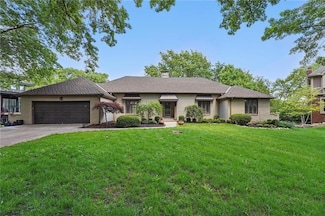 11203 Cedar Dr, Leawood, KS 66211