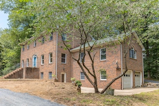 6501 Sunday Dr, Mount Crawford, VA 22841