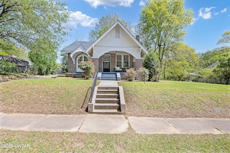 620 Campbell St, Jackson, TN 38301