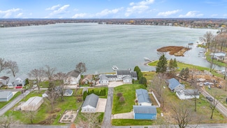 54600 Adams Ave, Eau Claire, MI 49111