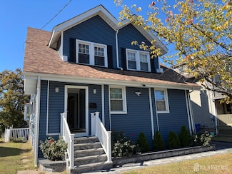 220 S Washington Ave, Dunellen, NJ 08812
