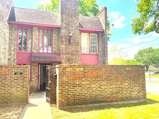 10221 S Gessner Dr, Houston, TX 77071