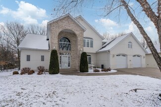 136 Joshua Ct, Mankato, MN 56001