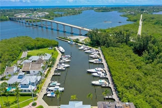 9260 E Marsh Island Dr, Vero Beach, FL 32963