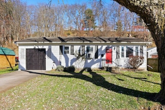 1035 Sugar Grove Rd SE, Lancaster, OH 43130