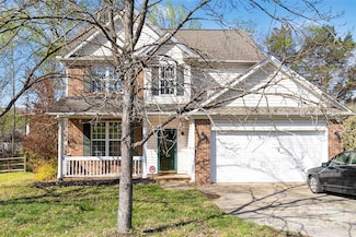 10820 Hunters Trace Ct, Charlotte, NC 28262