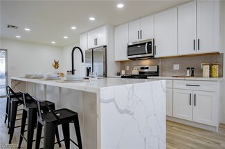 708 Watkins Dr, Las Vegas, NV 89107