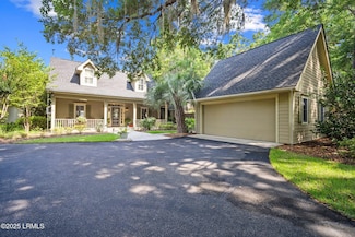 34 S Boone Rd, Saint Helena Island, SC 29920