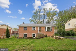 4726 Kellogg Dr, Woodbridge, VA 22193
