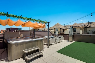 2117 Albany St, Dallas, TX 75201