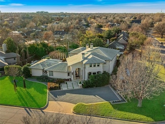 7151 N Country Club Dr, Oklahoma City, OK 73116