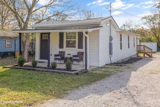 2133 Franklin Ln, Knoxville, TN 37920
